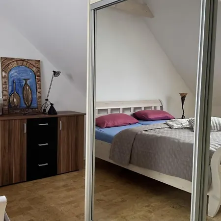 3 Beim Restaurant Rhodos *